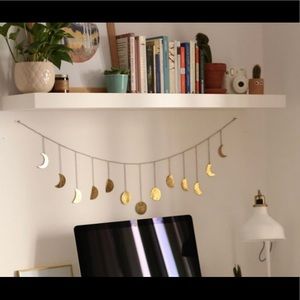 UO Gold Metal Banner